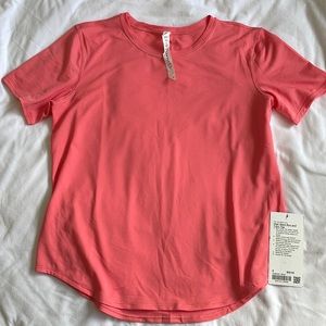 BNWT lululemon high neck run and train tee pink size 8